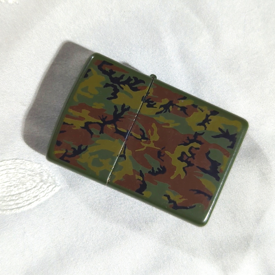 Vintage Camo Zippo Lighter